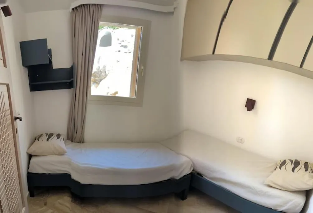 Supreme Beach Location With Pool At Cala Sassari مارينيلاّ 0*,  إيطاليا
